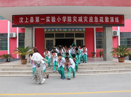 东校区演练 (10).jpg