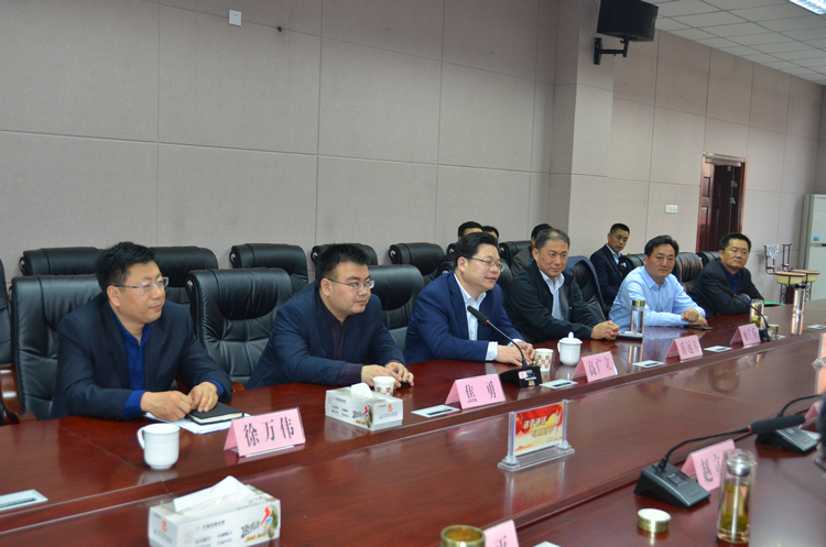 座谈会3.JPG