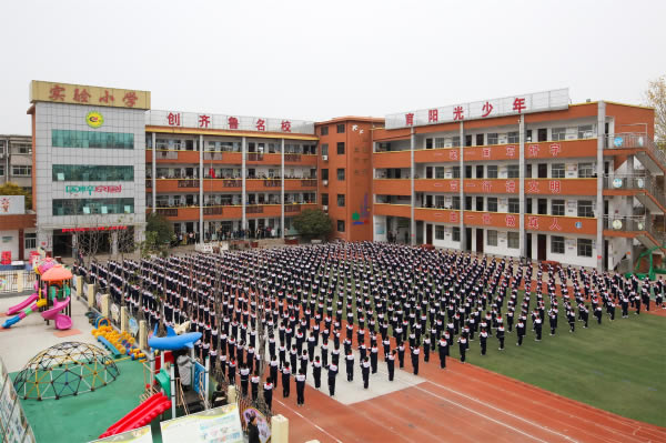 05.jpg